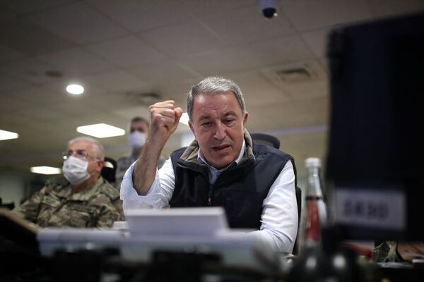 MSB: Pençe-Kartal Operasyonu ile teröristlere ait barınak, sığınak ve mağaralardan oluşan 81 hedef imha edilmiştir MSB: Pençe-Kartal Operasyonu ile teröristlere ait barınak, sığınak ve mağaralardan oluşan 81 hedef imha edilmiştir - Sputnik Türkiye
