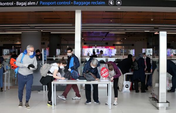 ABD'deki Türkler, New York'tan düzenlenen özel seferle Türkiye'ye döndü ABD'deki Türkler, New York'tan düzenlenen özel seferle Türkiye'ye döndü - Sputnik Türkiye