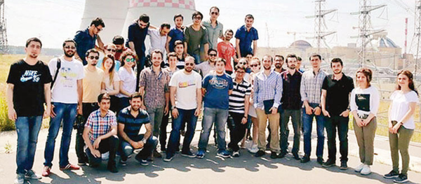 Rusya'da eğitim alan Türk gençler Akkuyu'da çalışmaya başladı - Sputnik Türkiye