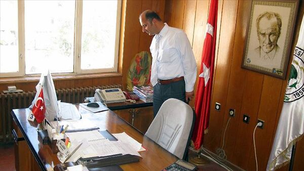 CHP'li belediye başkanı partisinden istifa etti - Sputnik Türkiye