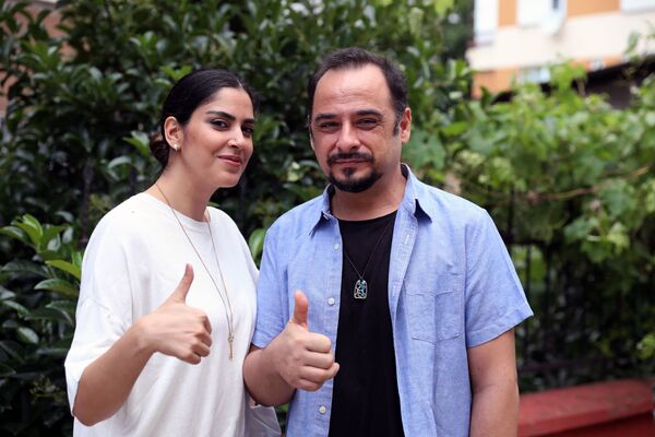 Kovid-19'u yenen sunucu Akkul: Yoğun bakımın bir gününe şahit olsanız camdan dışarı burnunuzu çıkarmazsınız - Sputnik Türkiye