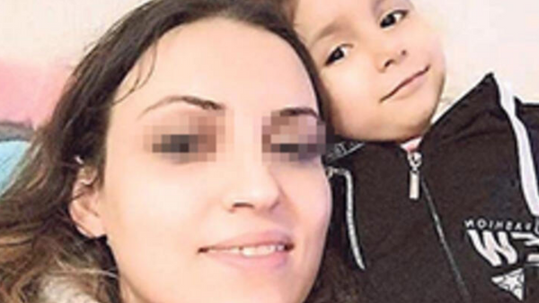 4 yaşındaki kızını ağzına tülbent sokup yastıkla boğdu - Sputnik Türkiye