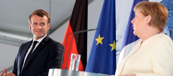 Almanya Başbakanı Angela Merkel - Fransa Cumhurbaşkanı Emmanuel Macron - Sputnik Türkiye
