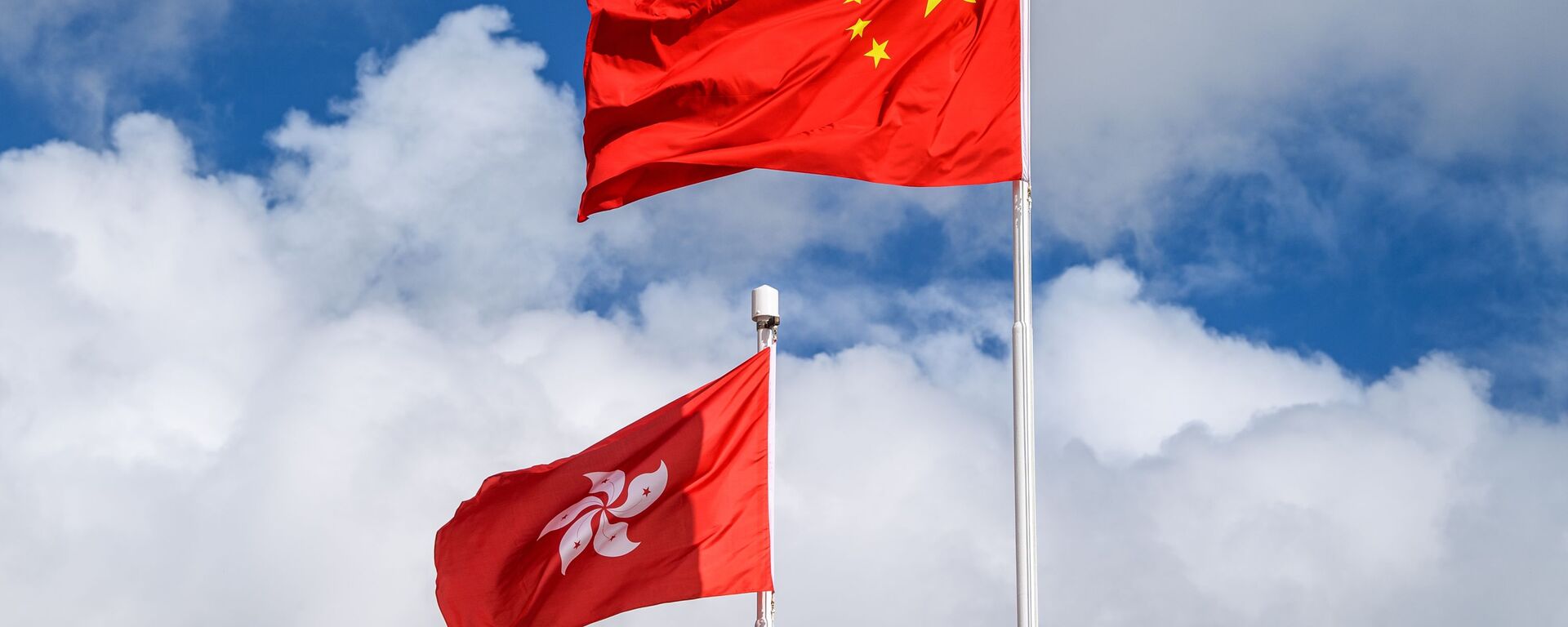 Çin ve Hong Kong bayrakları - Sputnik Türkiye, 1920, 17.03.2021