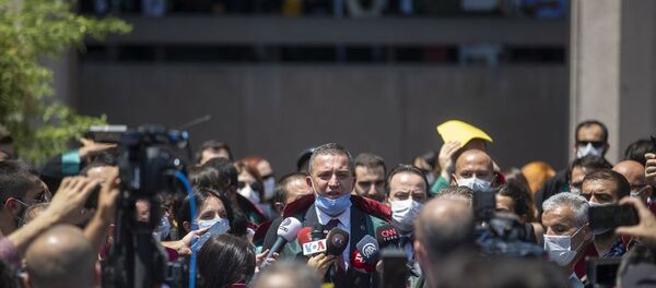 Ankara Barosu çoklu baro teklifini protesto etti Ankara Barosu çoklu baro teklifini protesto etti - Sputnik Türkiye