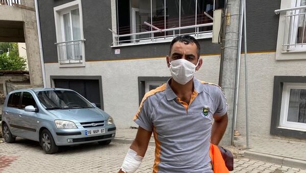 Temizlik işçisi çöp toplarken yaralandı, belediye başkanı tepki gösterdi - Sputnik Türkiye